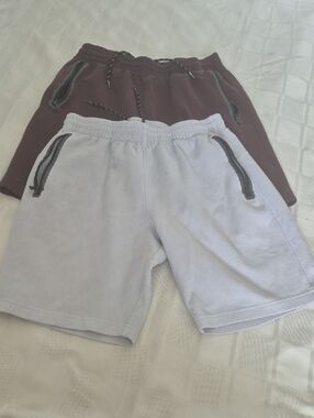 Old Navy Men's Bundle Of 2 Athletic Drawstring Shorts in Burgundy and White